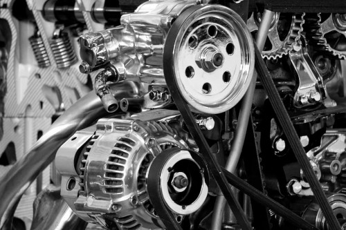 Motor automotivo com peças e componentes internos